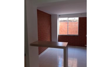 CASA EN ALQUILER EN EXCELENTE SECTOR DE CAÑA REAL EN PALMIRA