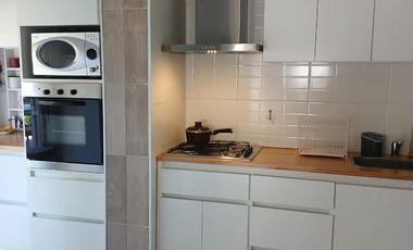 Casa en lote de 600m2 todos los servicios.