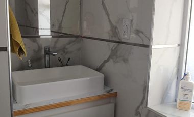 Casa en lote de 600m2 todos los servicios.