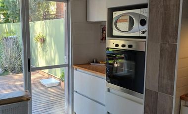 Casa en lote de 600m2 todos los servicios.