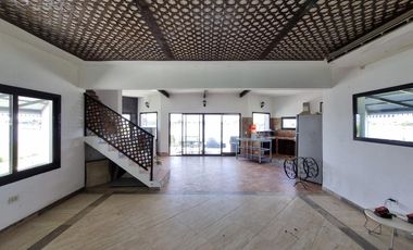 ALQUILER CASA  A LAGUNA EN SAN SEBASTIAN, AREA 9, LOTE AL 100