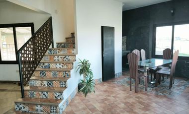 ALQUILER CASA  A LAGUNA EN SAN SEBASTIAN, AREA 9, LOTE AL 100