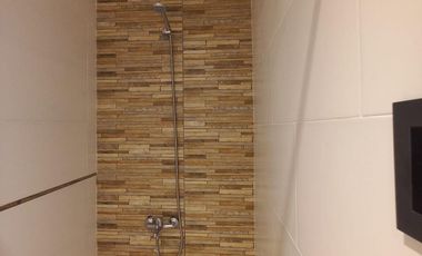 Excelente departamento 3 ambientes lateral, Sarmiento y Newbery!!