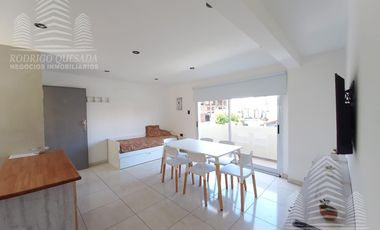 Excelente departamento 3 ambientes lateral, Sarmiento y Newbery!!