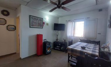 ph 3 ambientes en Almirante Brown en venta
