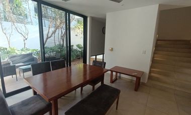 Townhouse en Renta: Zen Home Montebello (A pie de calle)