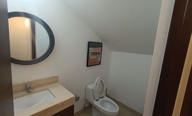 Townhouse en Renta: Zen Home Montebello (A pie de calle)