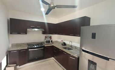 Townhouse en Renta: Zen Home Montebello (A pie de calle)