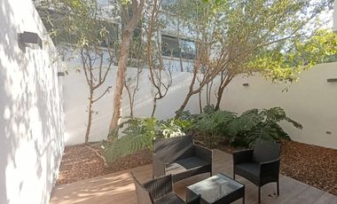 Townhouse en Renta: Zen Home Montebello (A pie de calle)