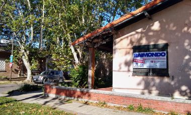 CHALET A RECICLAR A 200 MTS DE LA ESTACION