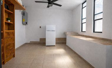 Casa en Venta en Valle del Mar, Puerto Vallarta 4 Recamaras con Rooftop y Jacuzzi Privado