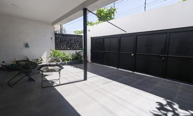 Casa en Venta en Valle del Mar, Puerto Vallarta 4 Recamaras con Rooftop y Jacuzzi Privado