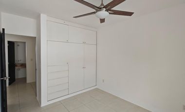 CASA EN RENTA DE 3 REC. SIN MUEBLES CON AMENIDADES EN LA JOYA PLAYA DEL CARMEN