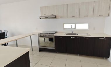 CASA EN RENTA DE 3 REC. SIN MUEBLES CON AMENIDADES EN LA JOYA PLAYA DEL CARMEN
