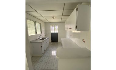 ALQUILER CASA COLINAS DEL GOLF