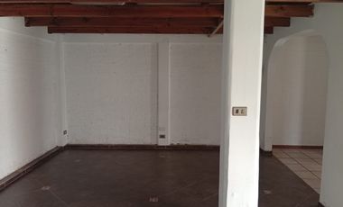 ARRIENDO AMPLIA CASA DE 3D+2B EN SAN BERNARDO