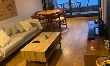 Departamento frente al lago