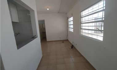 DEPARTAMENTO SOBRE SANTA CATALINA , PEGADO AL CALIFORNIA.
