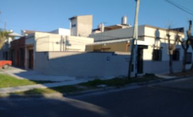 Casa en alquiler en Sarandi