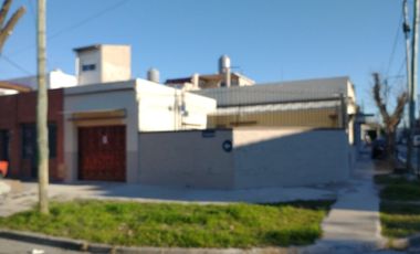 Casa en alquiler en Sarandi