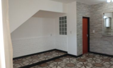 Casa en alquiler en Sarandi