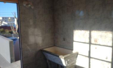 Casa en alquiler en Sarandi