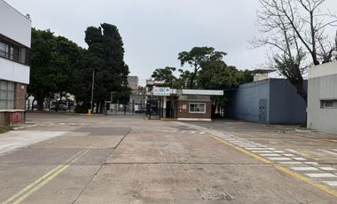 Depósito de 1736 m2 cubiertos en Alquiler - La Tablada