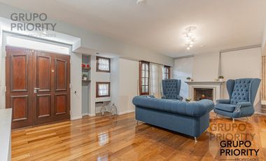 Exclusiva casa en venta en la mejor zona de Vicente Lopez