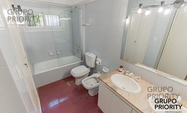 Exclusiva casa en venta en la mejor zona de Vicente Lopez
