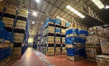 Depósito de 2610 m2 cubiertos en Alquiler - La Tablada