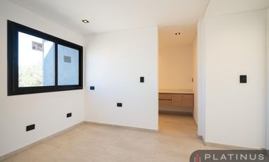Casa de 2 Dormitorios con cochera- Nuevo Malagueño