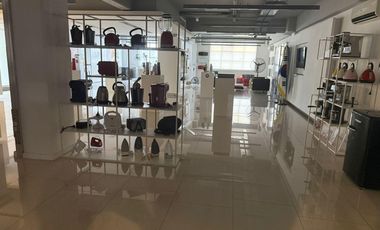 Depósito de 4.422 m2 cubiertos en Alquiler - La Tablada