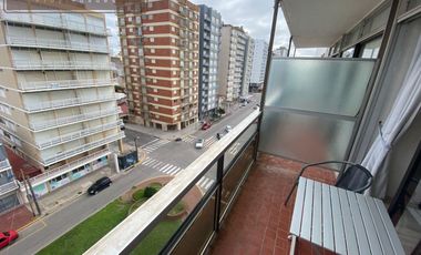Edif. Playa Club piso 6 vista a la ciudad - Miramar