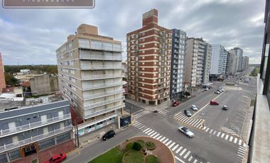 Edif. Playa Club piso 6 vista a la ciudad - Miramar
