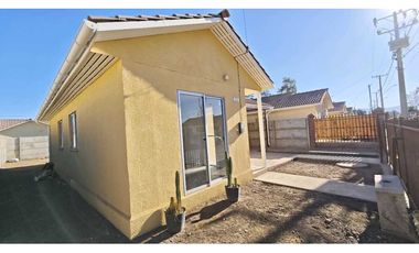 Arriendo Casa Nueva 3D 2B Villa Las Parcelas de Calle Larga