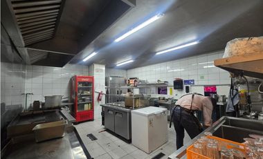 Derecho a Llaves, Restaurante, Vitacura