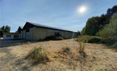 Amplio Galpón/Paño Inmobiliario CABRERO-M.AGUILA.