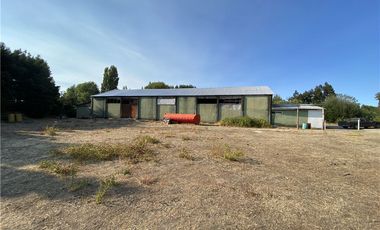 Amplio Galpón/Paño Inmobiliario CABRERO-M.AGUILA.