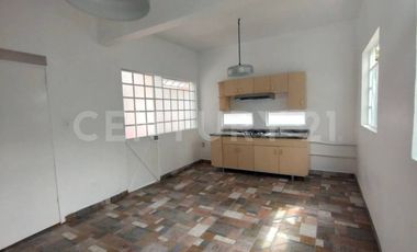 CASA PRODUCTIVA CON 3 UNIDADES RENTABLES