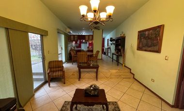 Propiedad Residencial con Uso Multifamiliar