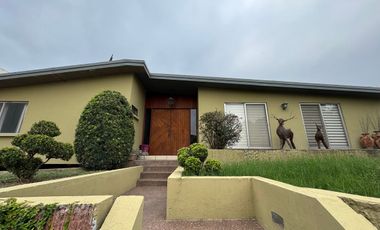 Propiedad Residencial con Uso Multifamiliar