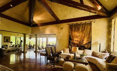 Residencia en Hacienda El Rosario