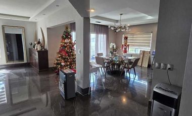 RESIDENCIA EN VENTA CONTRY SOL