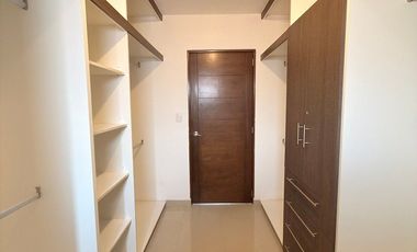 Casa en VENTA con ALBERCA