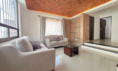 Casa en VENTA con ALBERCA