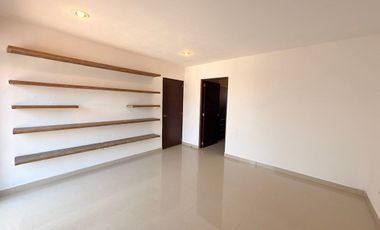 Casa en VENTA con ALBERCA