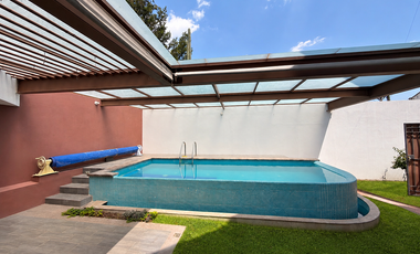 Casa en VENTA con ALBERCA
