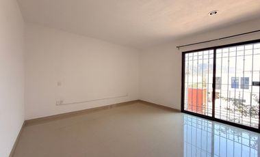 Casa en VENTA con ALBERCA