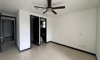 APARTAMENTO EN UNIDAD ARBORIZADA