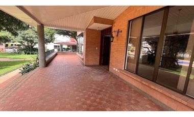 Casa campestre en condominio para arriendo en Cerritos, Pereira!!!